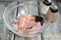 Жареный карп с соусом из помидоров и сладкого перца