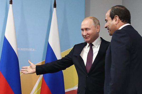<br />
Авиасообщения с египетскими курортами пока не будет. Президенты России и Египта договорились, но о другом<br />
