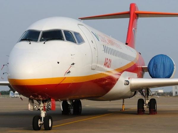 <br />
Китайцы создали собственный пассажирский самолет на 90 мест. Всем прилетел ХУАВЭЙ?<br />

