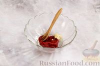 Рыбные рулетики с томатной пастой и зеленью (на сковороде)