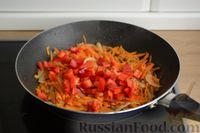 Жареный карп с соусом из помидоров и сладкого перца