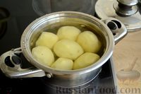 Картофель рёшти с селёдочным соусом