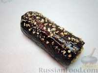 Рулет со сгущёнкой и орехами
