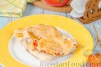 Минтай, запечённый с помидорами и сыром