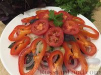 Салат из картофеля, помидоров и огурцов